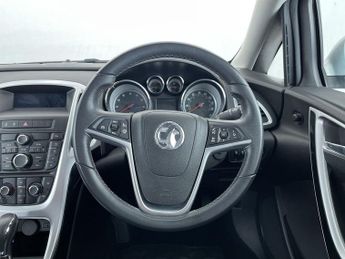 VAUXHALL ASTRA 1.6 16v SRi Hatchback 5dr Petrol Auto Euro 5 (115 ps)
