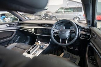 AUDI A6 AVANT 2.0 TDI 40 S line Estate 5dr Diesel S Tronic Euro 6 (s/s) (204 p