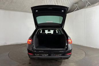 SKODA SUPERB 1.5 TSI ACT SE L Estate 5dr Petrol DSG Euro 6 (s/s) (150 ps) 1 P