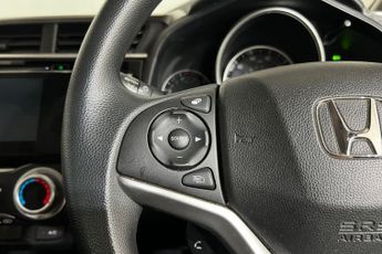 HONDA JAZZ 1.3 i-VTEC SE Hatchback 5dr Petrol Manual Euro 6 (s/s) (102 ps) 