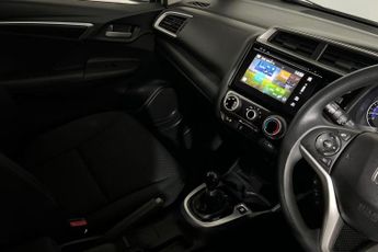 HONDA JAZZ 1.3 i-VTEC SE Hatchback 5dr Petrol Manual Euro 6 (s/s) (102 ps) 