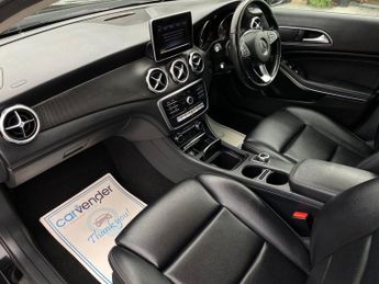 MERCEDES-BENZ GLA 1.6 GLA200 SE (Executive) SUV 5dr Petrol 7G-DCT Euro 6 (s/s) (15