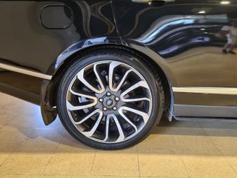 LAND ROVER RANGE ROVER 5.0 P525 V8 GPF Autobiography SUV 5dr Petrol Auto 4WD Euro 6 (s/