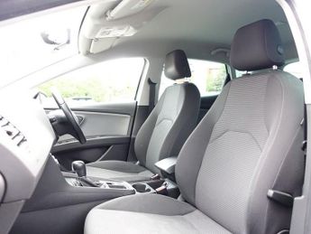 SEAT LEON 2.0 TDI SE Dynamic Hatchback 5dr Diesel DSG Euro 6 (s/s) (150 ps