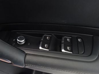 AUDI A1 1.4 TFSI S line Sportback 5dr Petrol S Tronic Euro 6 (s/s) (Nav)