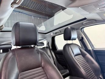 LAND ROVER DISCOVERY SPORT 2.2 SD4 HSE Luxury SUV 5dr Diesel Auto 4WD Euro 5 (s/s) (190 ps)