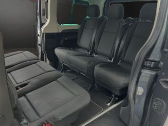 RENAULT TRAFIC 2.0 dCi ENERGY 28 SpaceClass Minibus Double Cab 5dr Diesel EDC S