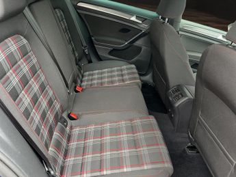 VOLKSWAGEN GOLF 2.0 TSI GTI Hatchback 5dr Petrol DSG Euro 6 (s/s) (230 ps)
