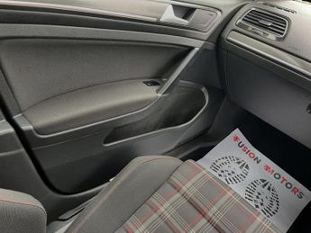 VOLKSWAGEN GOLF 2.0 TSI GTI Hatchback 5dr Petrol DSG Euro 6 (s/s) (230 ps)