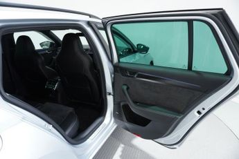 SKODA SUPERB 1.5 TSI ACT SportLine Plus Estate 5dr Petrol DSG Euro 6 (s/s) (1