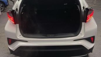TOYOTA C-HR 1.8 VVT-h Icon SUV 5dr Petrol Hybrid CVT Euro 6 (s/s) (122 ps)