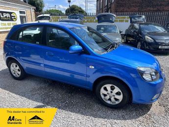 Kia Rio 1.5 CRDi 2 Hatchback 5dr Diesel Manual (119 g/km, 108 bhp)