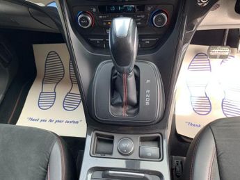 FORD KUGA 2.0 TDCi ST-Line SUV 5dr Diesel Powershift AWD Euro 6 (s/s) (180
