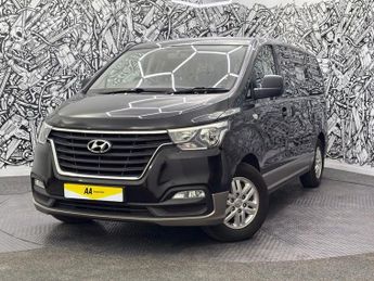 HYUNDAI i800 2.5 CRDi SE Nav MPV 5dr Diesel Manual Euro 6 (136 ps)