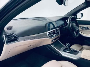BMW 3 SERIES 2.0 330e 12kWh M Sport Pro Edition Touring 5dr Petrol Plug-in Hy