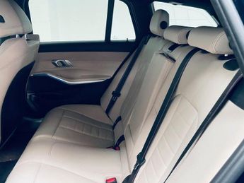 BMW 3 SERIES 2.0 330e 12kWh M Sport Pro Edition Touring 5dr Petrol Plug-in Hy