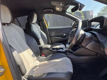 PEUGEOT E-208 50kWh GT Premium Hatchback 5dr Electric Auto 