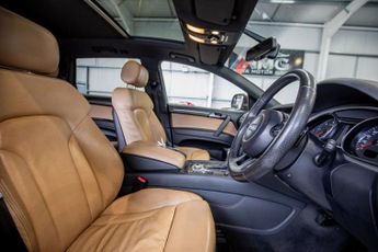AUDI Q7 3.0 TDI V6 S line Plus SUV 5dr Diesel Tiptronic quattro Euro 5 (
