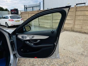 MERCEDES-BENZ C-CLASS 2.0 C350e 6.4kWh AMG Line (Premium Plus) Estate 5dr Petrol Plug-