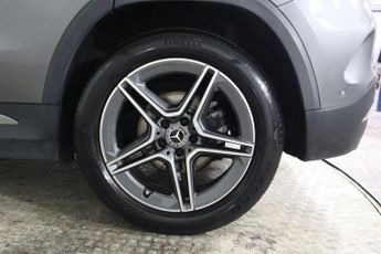 MERCEDES-BENZ GLA 2.0 GLA200d AMG Line (Premium) 8G-DCT Euro 6 (s/s) 5dr