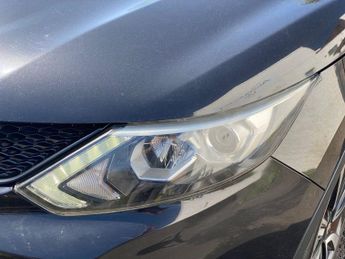 NISSAN QASHQAI 1.6 dCi Tekna SUV 5dr Diesel Manual 2WD Euro 5 (s/s) (130 ps)