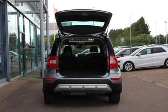 SKODA YETI 2.0 TDI SE L Outdoor 5dr Diesel DSG 4WD Euro 6 (s/s) (150 ps)