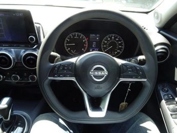 NISSAN JUKE 1.0 DIG-T Acenta SUV 5dr Petrol DCT Auto Euro 6 (s/s) (114 ps)