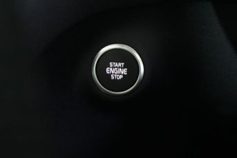 VOLVO XC40 2.0 D4 Inscription Pro Auto AWD Euro 6 (s/s) 5dr