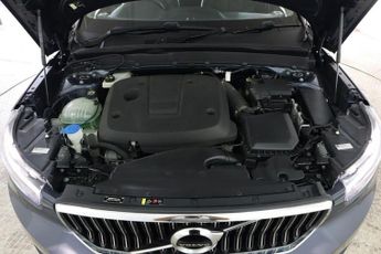 VOLVO XC40 2.0 D4 Inscription Pro Auto AWD Euro 6 (s/s) 5dr