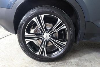 VOLVO XC40 2.0 D4 Inscription Pro Auto AWD Euro 6 (s/s) 5dr