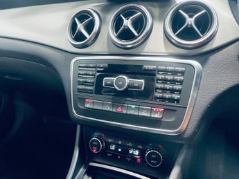MERCEDES-BENZ CLA 2.1 CLA220 CDI AMG Sport Coupe 4dr Diesel 7G-DCT Euro 6 (s/s) (1
