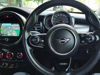 MINI HATCH 1.5 Cooper Exclusive Hatchback 5dr Petrol Steptronic Euro 6 (s/s