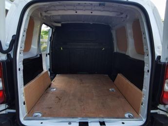 PEUGEOT PARTNER 1.5 BlueHDi 1000 Professional Premium + Standard Panel Van 5dr D