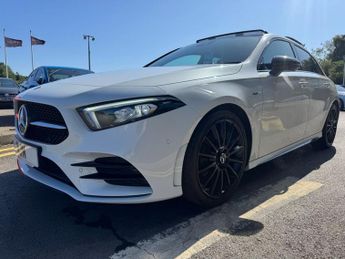 MERCEDES-BENZ A-CLASS 1.3 A200 Exclusive Edition Hatchback 5dr Petrol 7G-DCT Euro 6 (s