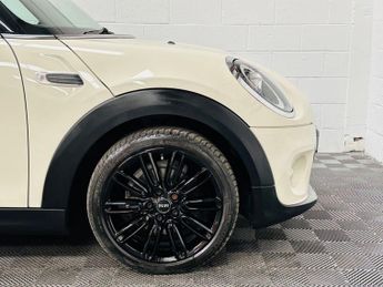 MINI HATCH 1.5 Cooper Hatchback 5dr Petrol Manual Euro 6 (s/s) (136 ps)