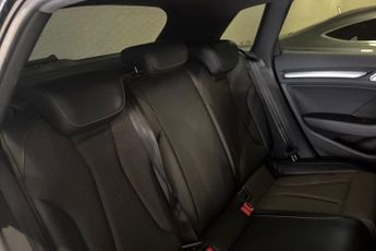 AUDI A3 2.0 TDI S line Sportback 5dr Diesel S Tronic quattro Euro 6 (s/s