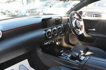 MERCEDES-BENZ A-CLASS 2.0 A220d AMG Line Hatchback 5dr Diesel 8G-DCT Euro 6 (s/s) (190