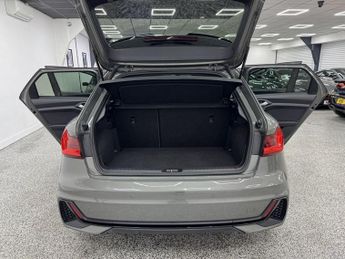 AUDI A1 1.5 TFSI 35 Black Edition Sportback 5dr Petrol S Tronic Euro 6 (