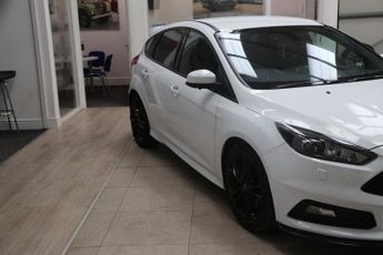 FORD FOCUS 2.0 TDCi ST-3 Hatchback 5dr Diesel Manual Euro 6 (s/s) (185 ps)