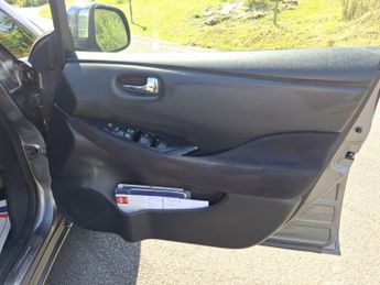 NISSAN LEAF 30kWh Acenta Hatchback 5dr Electric Auto (109 bhp)