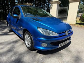 Peugeot 206 1.4 Verve Hatchback 3dr Petrol Manual (152 g/km, 75 bhp)