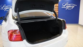 BMW 3 SERIES 2.0 320d ED EfficientDynamics Business Saloon 4dr Diesel Auto Eu