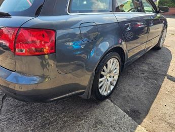 AUDI A4 AVANT 2.0 TDI SE Estate 5dr Diesel CVT (167 g/km, 138 bhp)