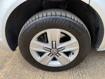VOLKSWAGEN TRANSPORTER 2.0 BiTDI T30 BlueMotion Tech Highline Panel Van 5dr Diesel DSG 