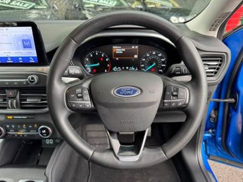 FORD FOCUS 1.0T EcoBoost Titanium Hatchback 5dr Petrol Auto Euro 6 (s/s) (1