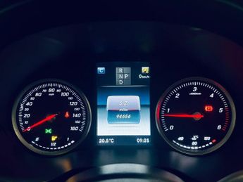 MERCEDES-BENZ GLC 2.1 GLC220d Urban Edition SUV 5dr Diesel G-Tronic+ 4MATIC Euro 6