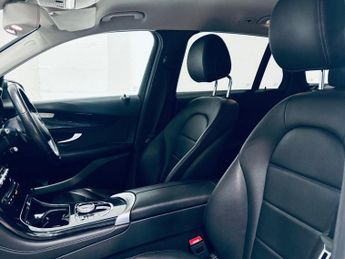 MERCEDES-BENZ GLC 2.1 GLC220d Urban Edition SUV 5dr Diesel G-Tronic+ 4MATIC Euro 6
