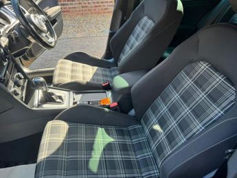 VOLKSWAGEN GOLF 2.0 TDI BlueMotion Tech GTD Hatchback 5dr Diesel DSG Euro 6 (s/s