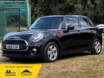 MINI Hatch 1.5 Cooper Hatchback 5dr Petrol Manual Euro 6 (s/s) (136 ps)