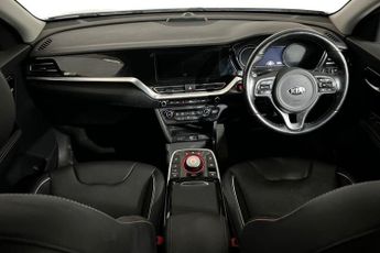 KIA NIRO 64kWh 3 SUV 5dr Electric Auto (201 bhp) 1 Previous Owner, Touchs